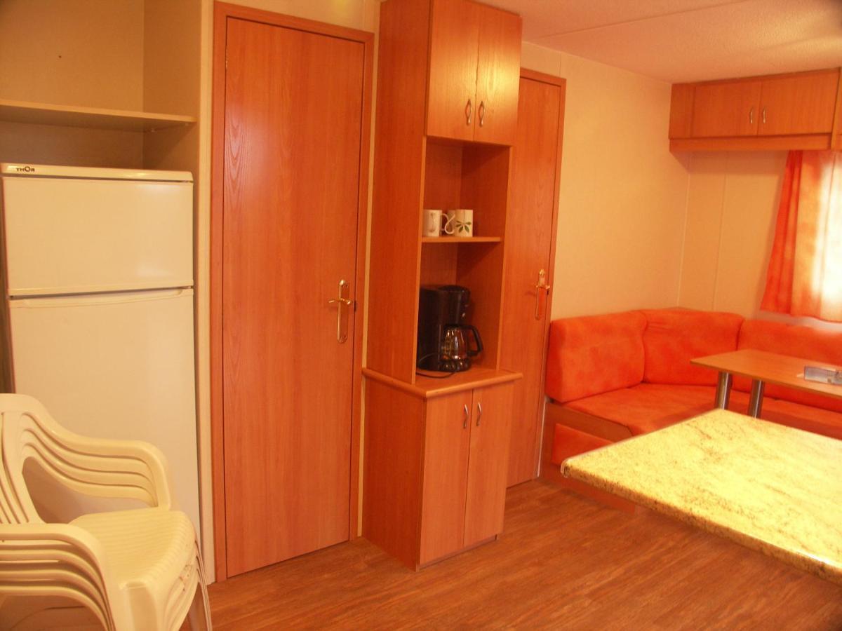 Camping Naturista El Portus - Nudist Fkk Hotel Cartagena Exterior photo